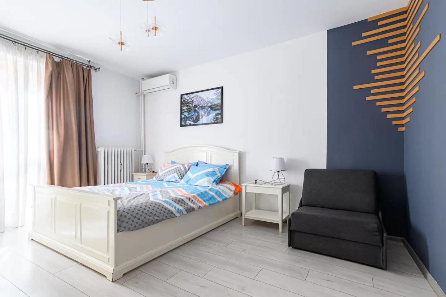 דירות סופיה 10 Seconds Away From The Main Street, Free Secured Parking מראה חיצוני תמונה